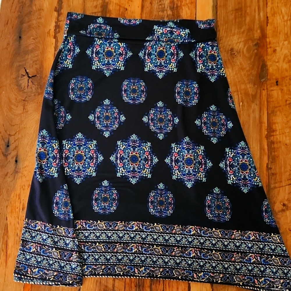 Colette Sz Medium multi color casual skirt